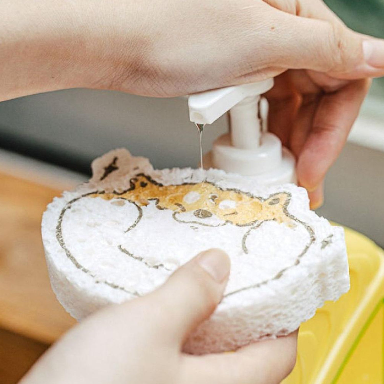 6428A Compressed Wood Pulp Sponge. Creative Cartoon Design Scouring Pad Dishwashing Absorbing Pad. Kitchen Cleaning Tool. DeoDap