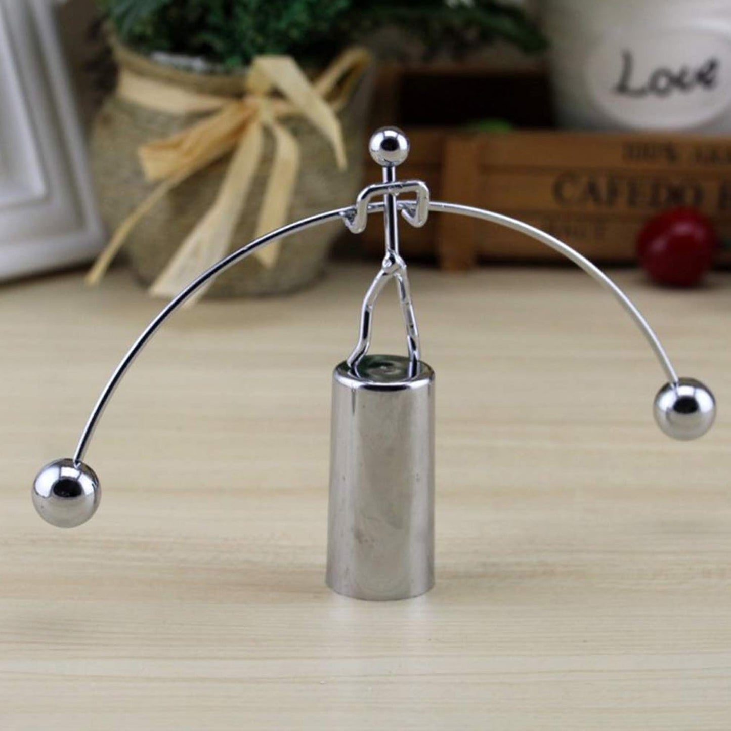 7875 Mini Steel Balance Toy, Decoration Pendulum Newton Cradle Balance Ball Tumbler Desk Toy Metal Man Home Home Decoration Crafts DeoDap