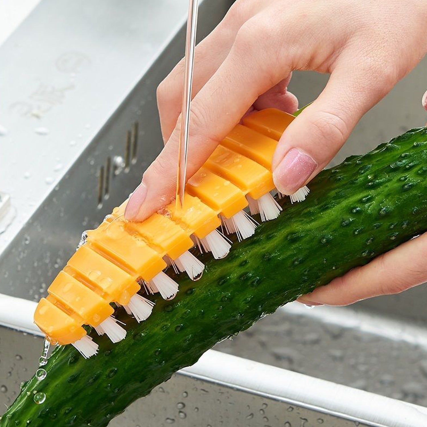 2950 Vegetable Scrubbing Brush, Vegetable Scrubber Non‑Toxic Fruit Brush Carrot Shape Vegetable Brush for Potato for Vegetable DeoDap