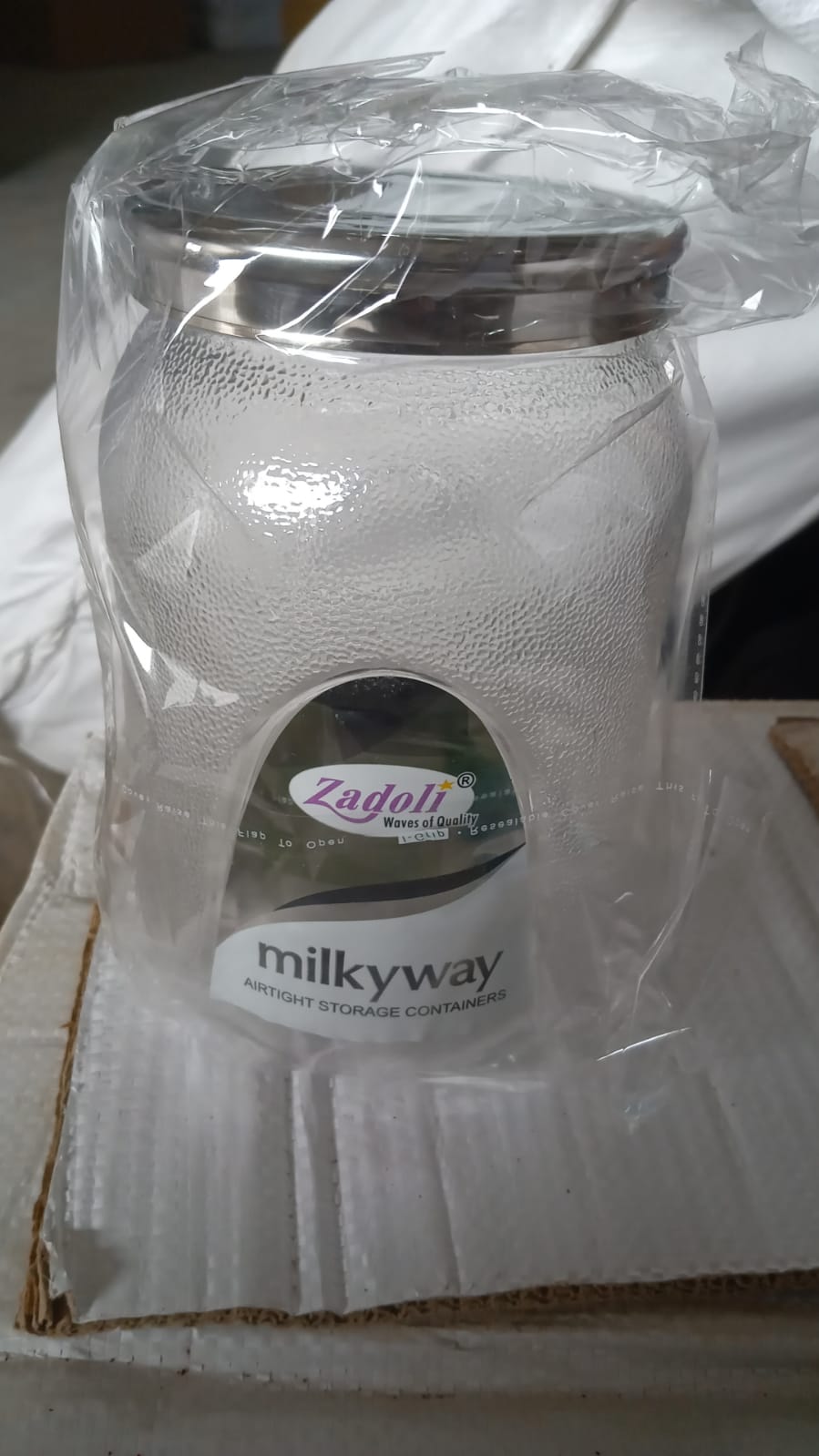 3677 Mason Jar with Airtight lids (2000 ml)