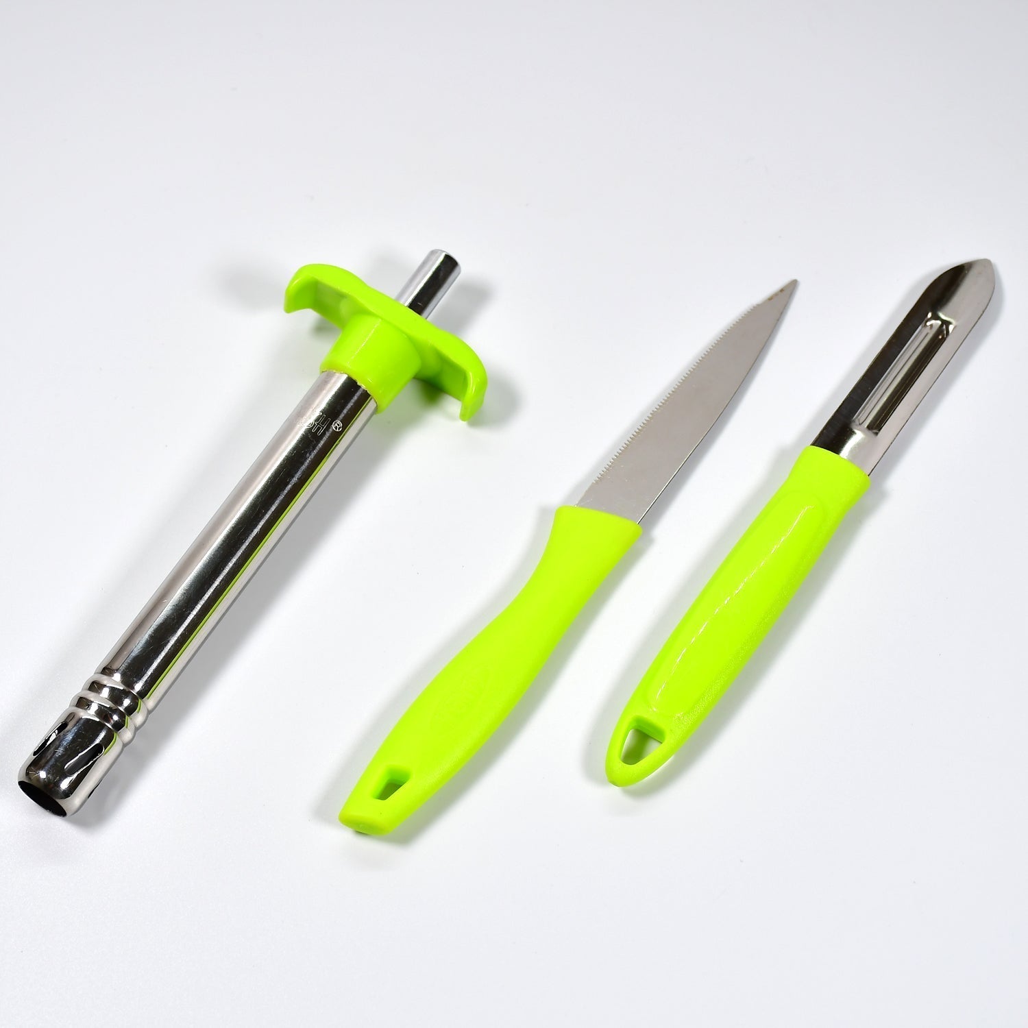 8135 Ganesh 3pc Lighter Cum knife and peeler. DeoDap